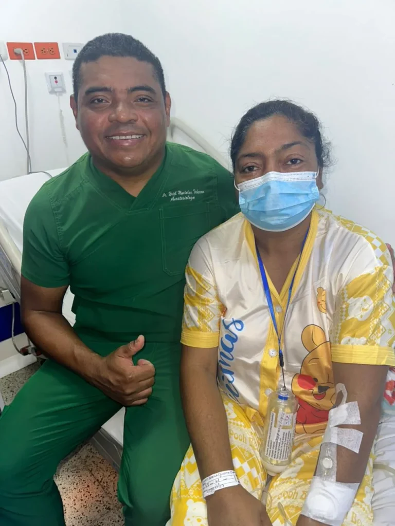 Xero Dolor - seguimiento post-quirúrgico personalizado con paciente recuperada en clínica de Cartagena
